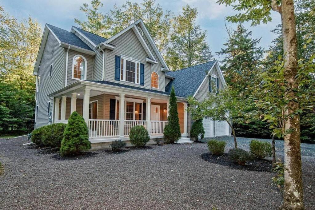 Luxury 4 Bedroom House In Pocono Mountains In Golf Course Near Lake Tobyhanna Εξωτερικό φωτογραφία