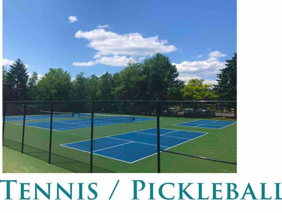 Luxury 4 Bedroom House In Pocono Mountains In Golf Course Near Lake Tobyhanna Εξωτερικό φωτογραφία