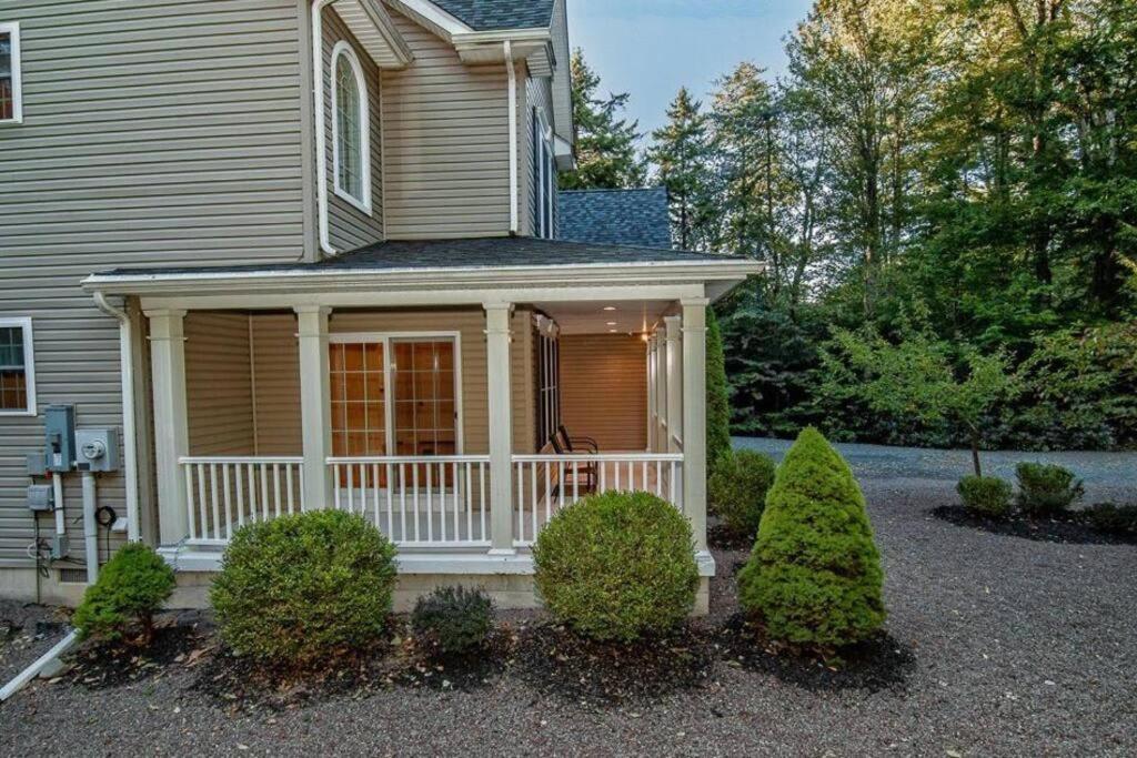 Luxury 4 Bedroom House In Pocono Mountains In Golf Course Near Lake Tobyhanna Εξωτερικό φωτογραφία