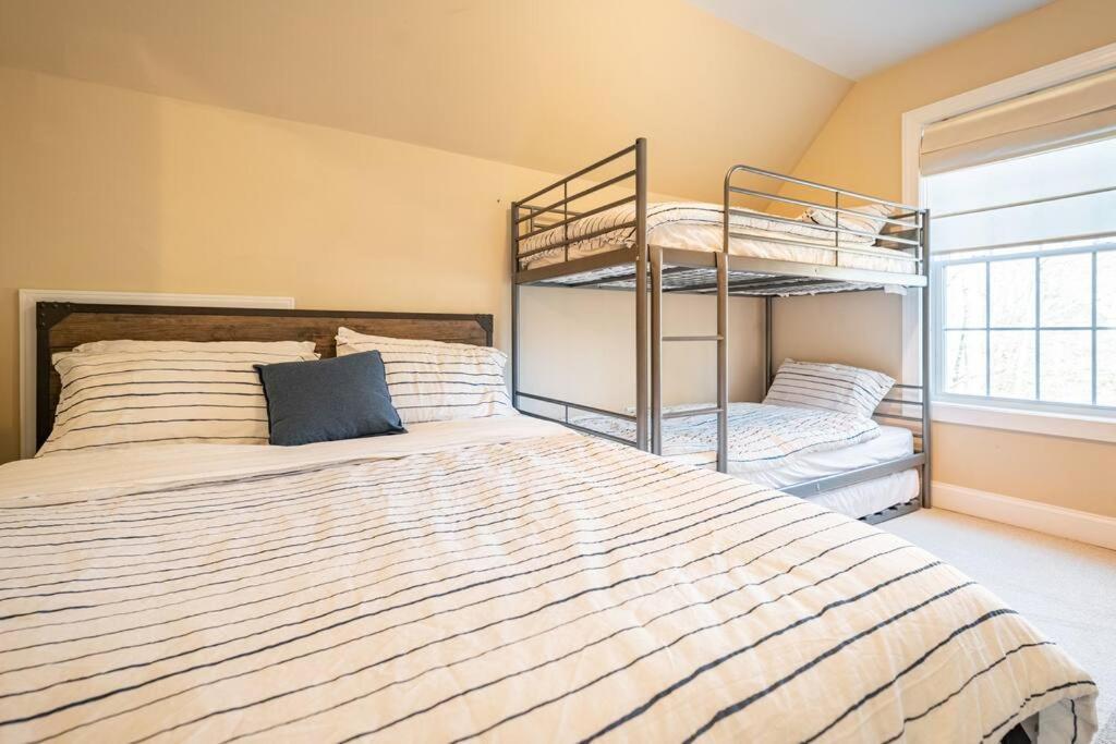Luxury 4 Bedroom House In Pocono Mountains In Golf Course Near Lake Tobyhanna Εξωτερικό φωτογραφία
