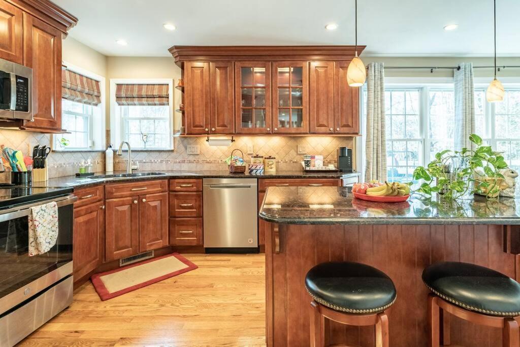 Luxury 4 Bedroom House In Pocono Mountains In Golf Course Near Lake Tobyhanna Εξωτερικό φωτογραφία